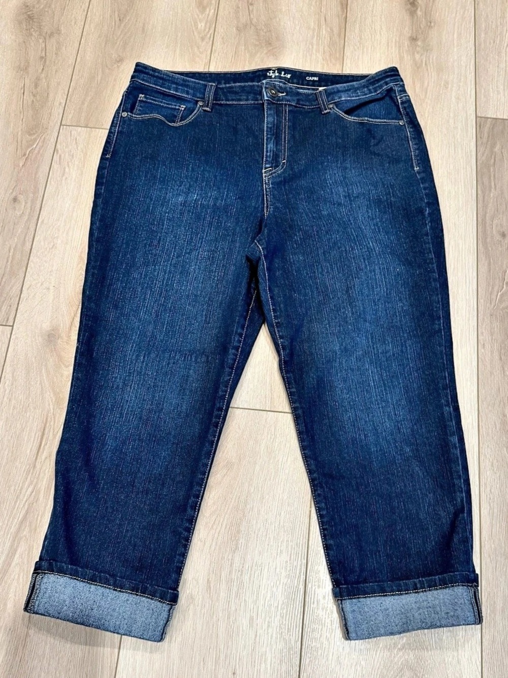 Style&Co Cuffed Capri Jeans Blue Size 14